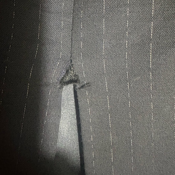 Elie Tahari Navy Wool Skirt Set - Picture 14 of 14